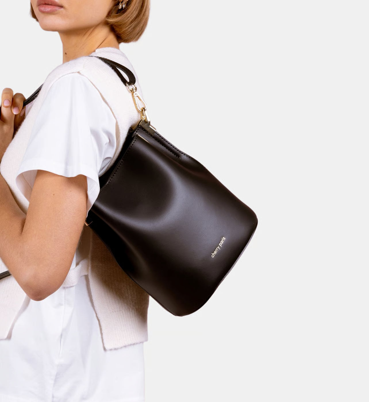 Cherry Paris Sac seau Nita en cuir