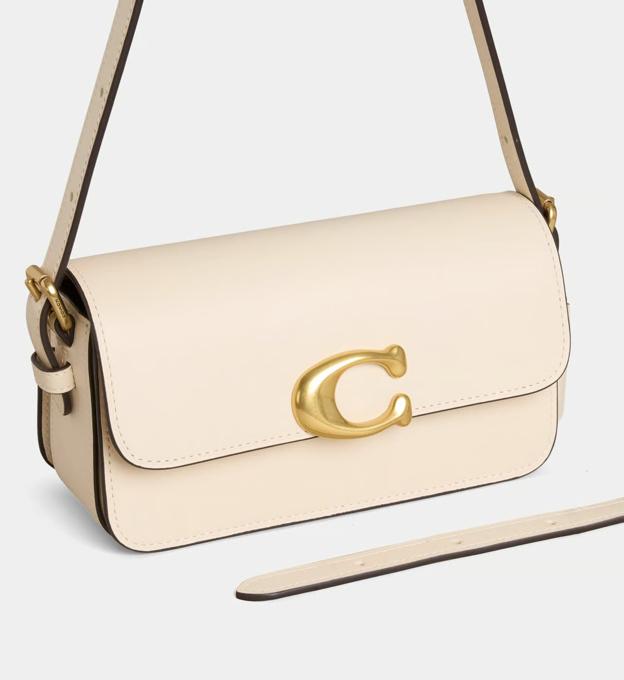 Coach Sac à main en cuir monogramme métallique