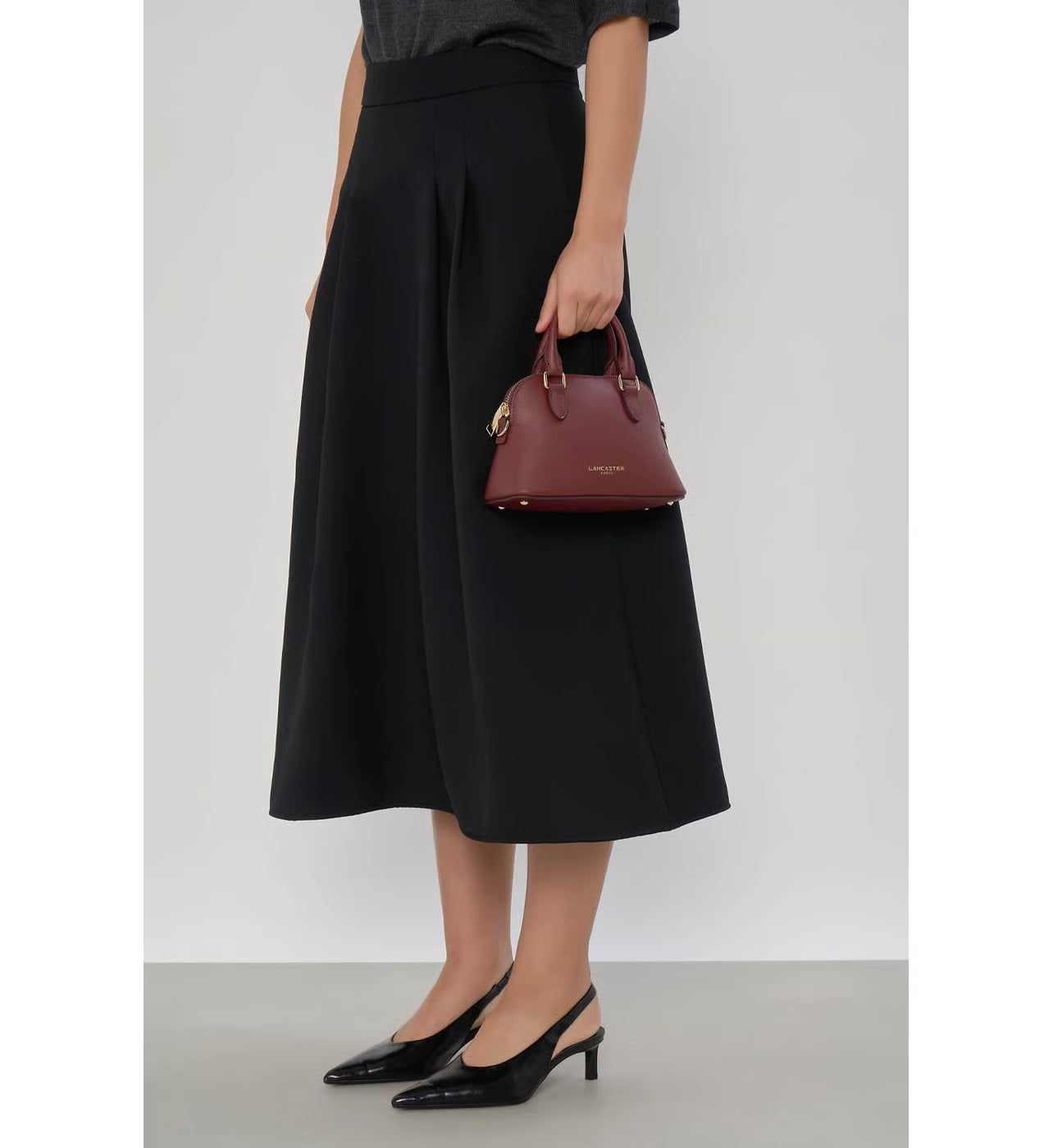 Lancaster Petit sac demi lune Sierra Jia en cuir