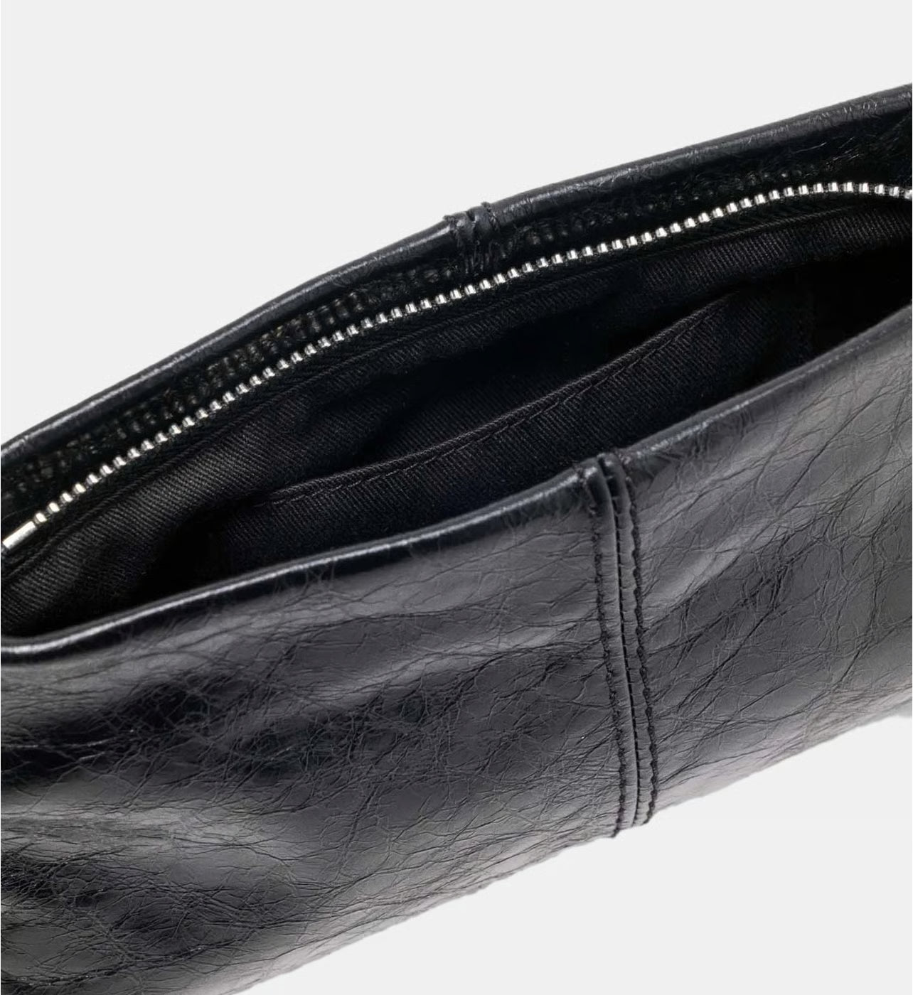 Maje Pochette Miss M pouch en cuir vernis