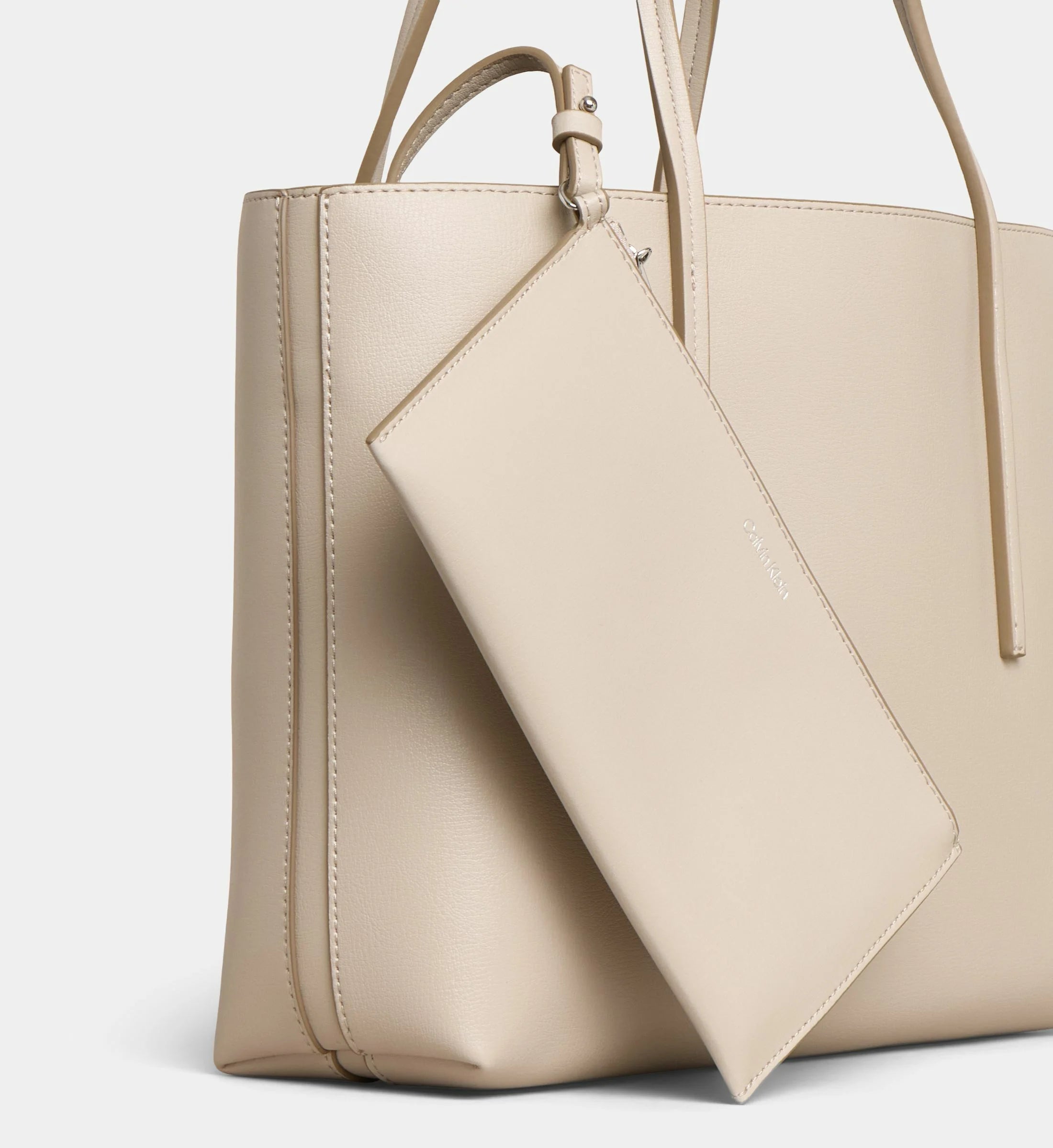 Calvin Klein Sac cabas et sa pochette